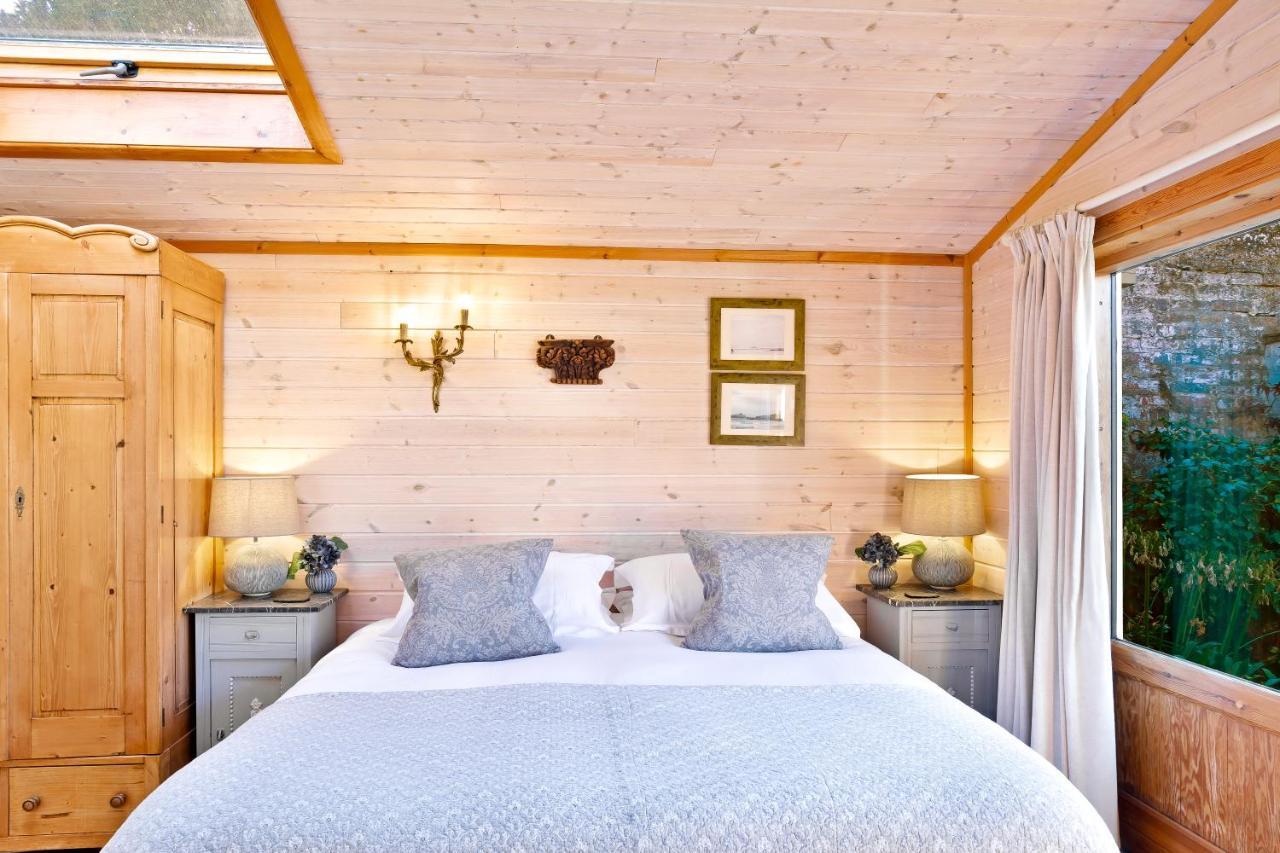 The Lodge - Luxury Lodge With Super King Size Bed, Kitchen & Shower Room Hurstpierpoint المظهر الخارجي الصورة